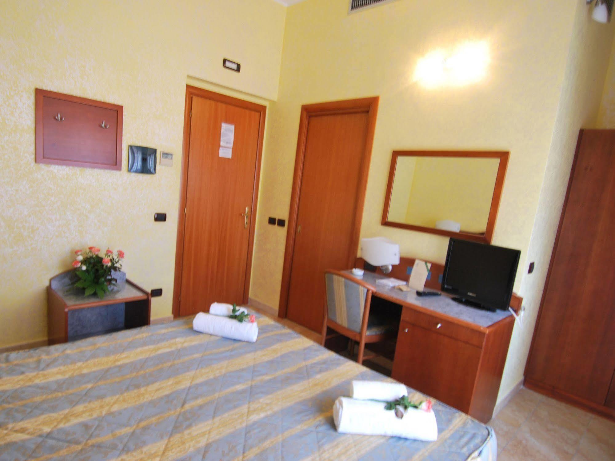 Hotel San Giuseppe - Cityhotel Catanzaro Exteriér fotografie